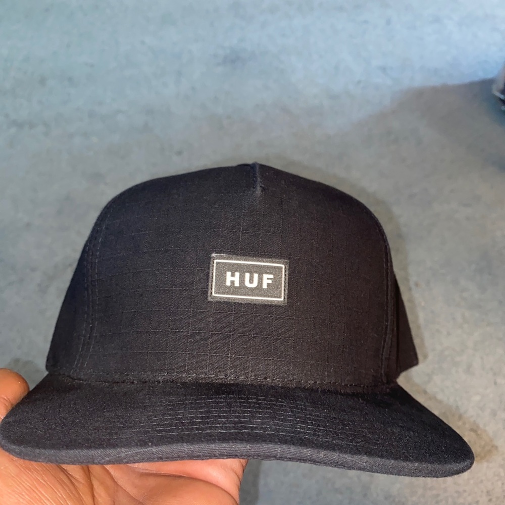 Huf Essentials Box Snapback Cap - image 1